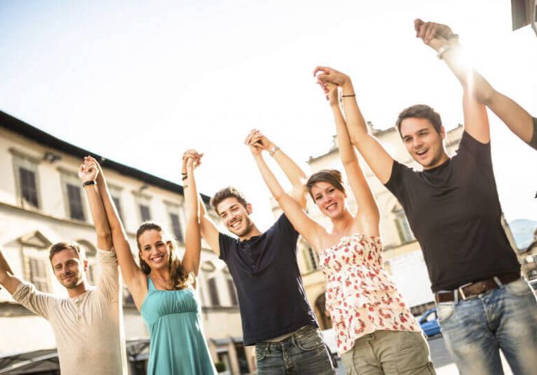 Happiness friends volunteer on the city